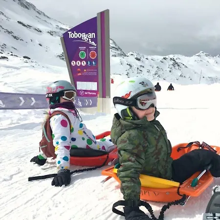 Les 3 Vallees - *